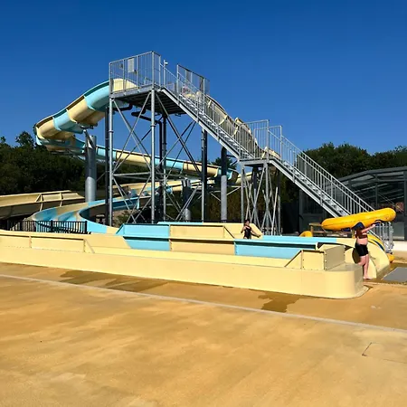 Camping 4 Etoiles Mobile 4 A 6 Personnes