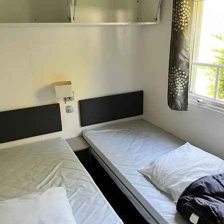 4 Etoiles Mobile 4 A 6 Personnes *