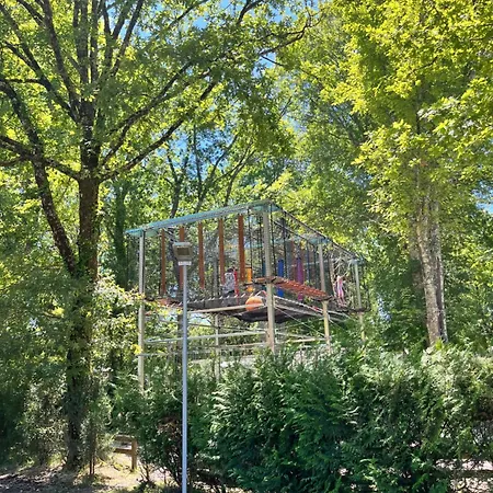 4 Etoiles Mobile 4 A 6 Personnes * Aureilhan (Landes)