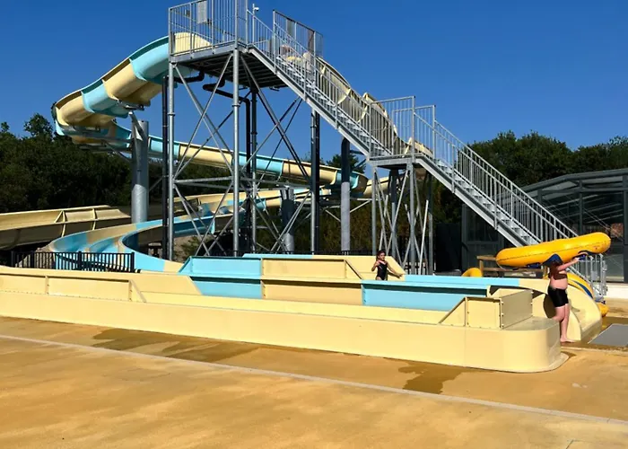 Campingplads 4 Etoiles Mobile 4 A 6 Personnes