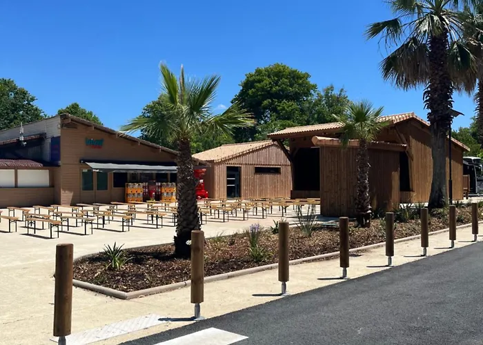 4 Etoiles Mobile 4 A 6 Personnes Campingplads *